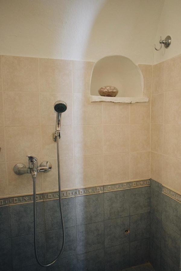 Yi Artistry 1-Bedroom Medieval Holiday House Kalamoti 外观 照片